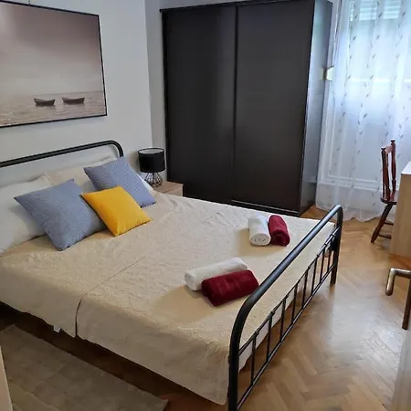 Frane Apartment