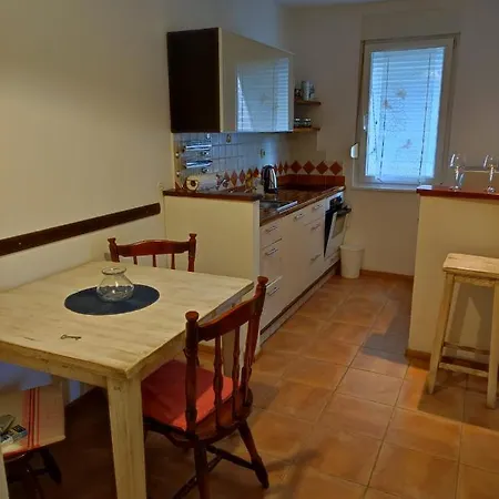 Apartment Frane